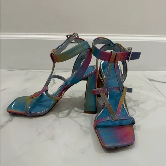 Gianni Bini Heels Colorful - Picture 2 of 5